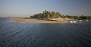 136971 Manda Bay Panoramic 1